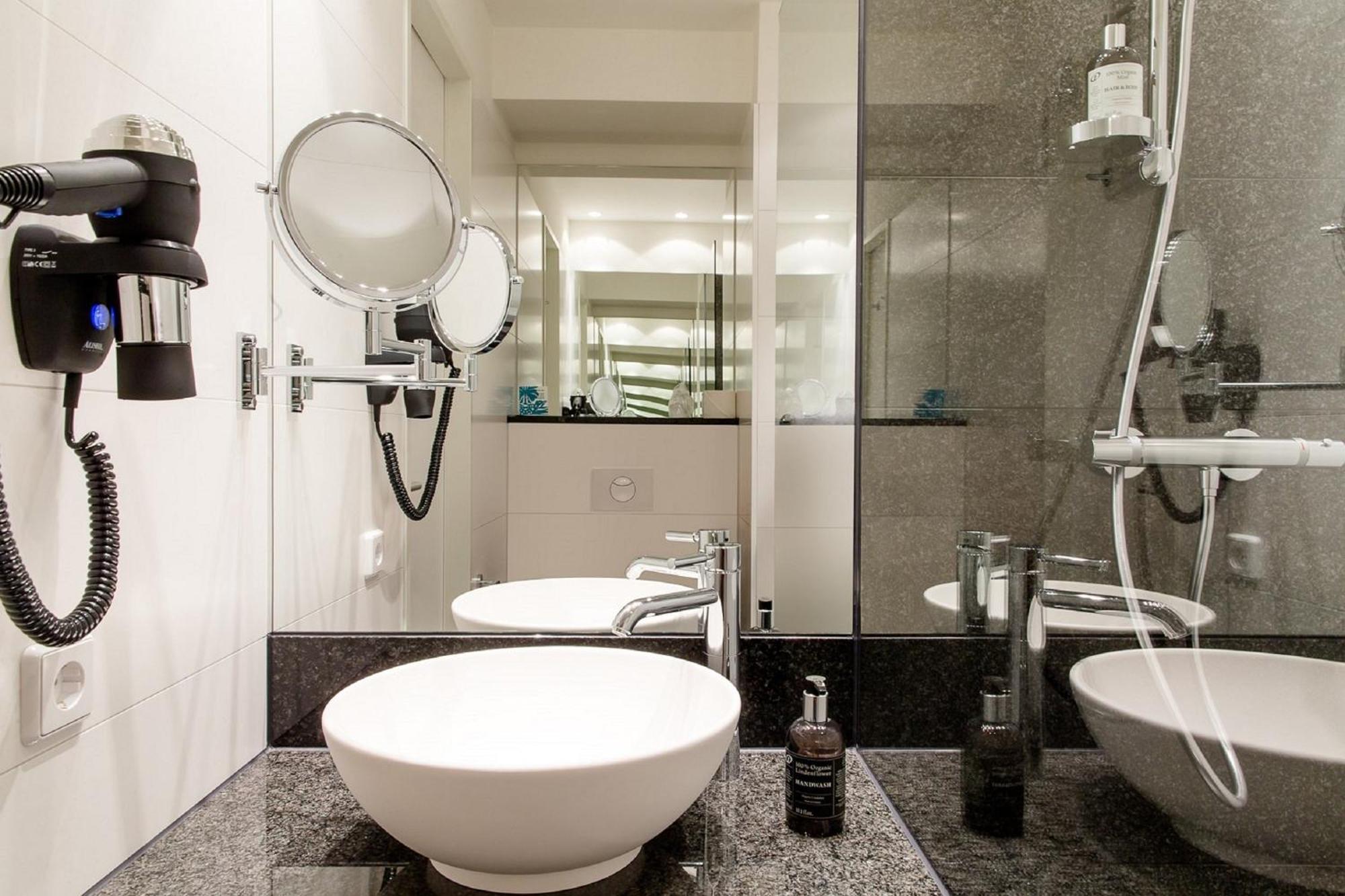 Motel One Muenchen Hauptbahnhof Экстерьер фото